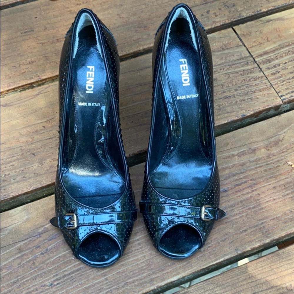 Fendi peep toe